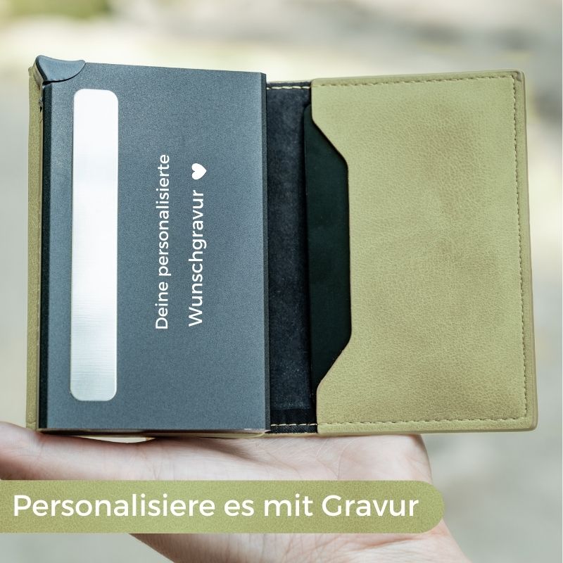Essential Travel Set
